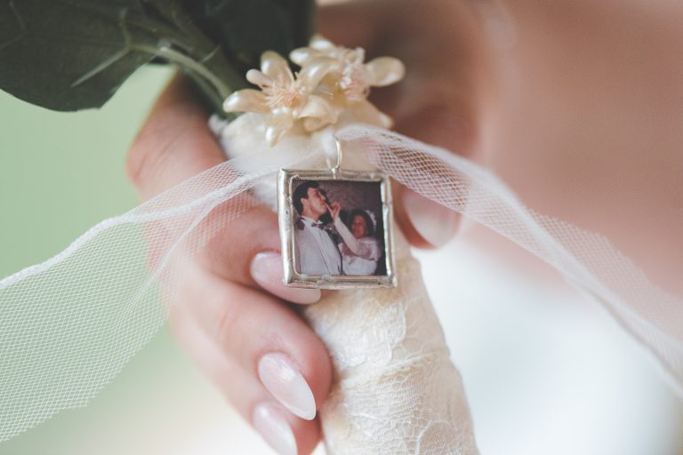 Sara and Andrew's Wedding March 2019 SDE-1009